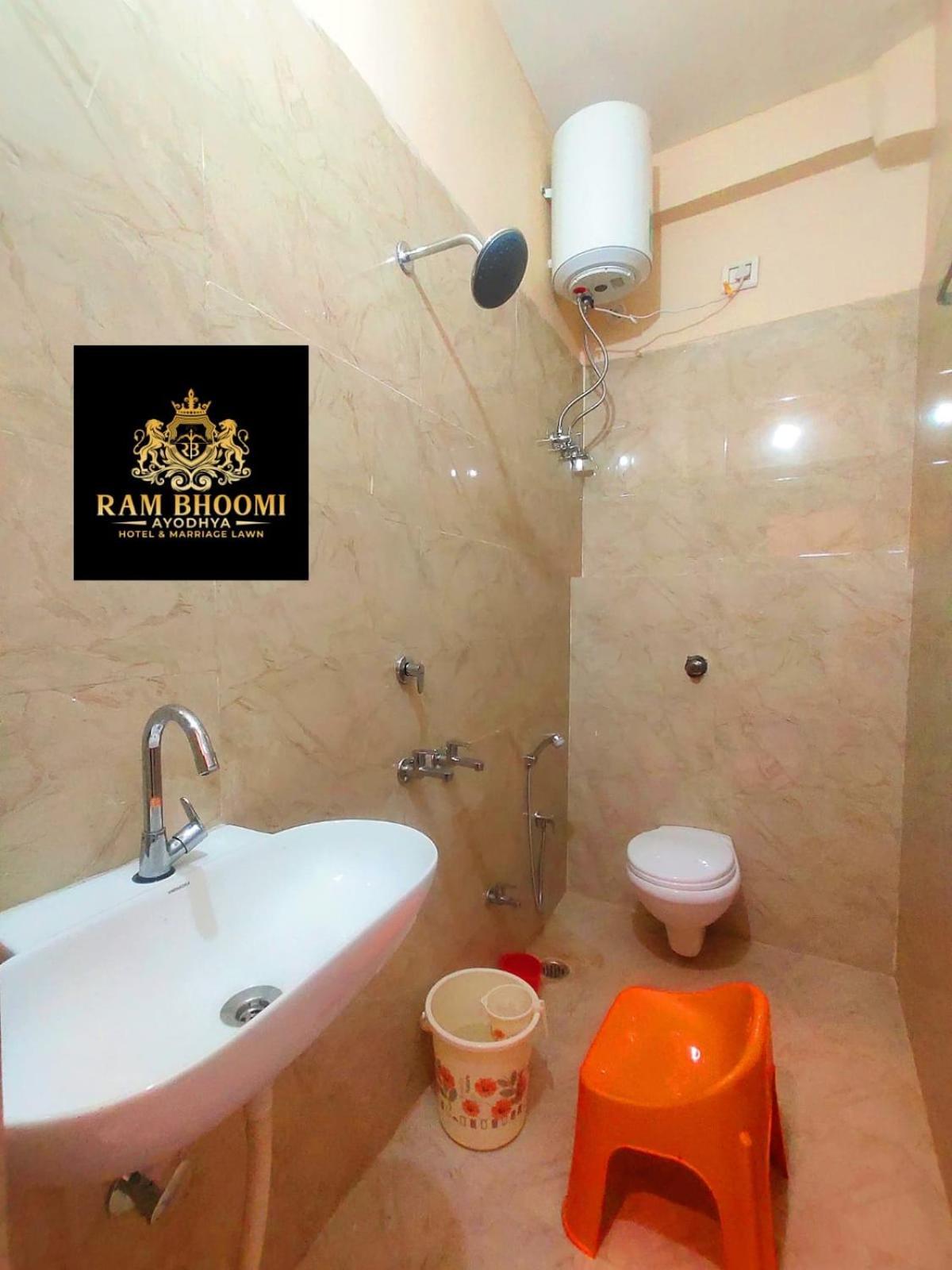 Hotel Rambhoomi Ayodhya 外观 照片